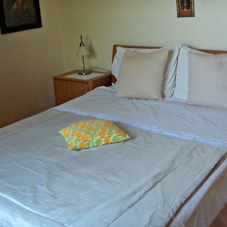 Guest House Roza Vrboska Room photo